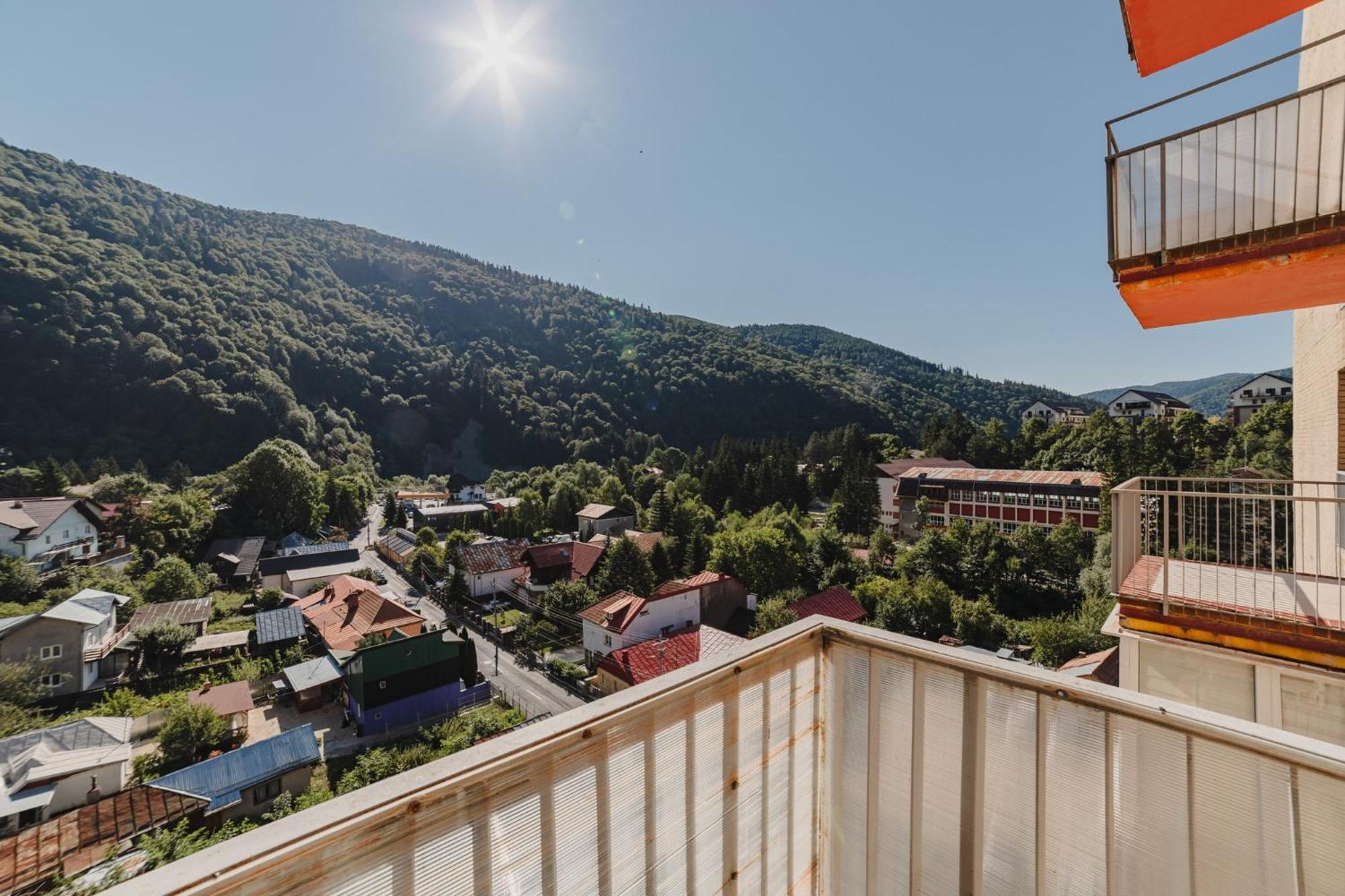 Romantic Jacuzzi Belleview Studio Sinaia Buitenkant foto